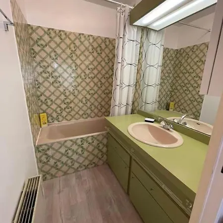 En Bord De Διαμέρισμα